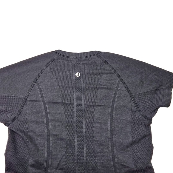 Lululemon Run Swiftly Tech Top Womens Red Ombre Short Sleeve Scoop Athletica Gym - Picture 5 of 7